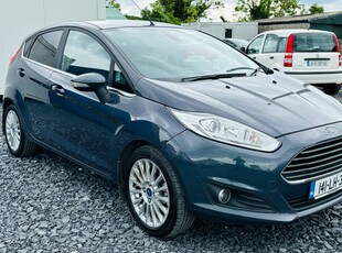 2014 - Ford Fiesta Manual