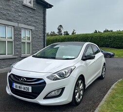 2014 - Hyundai i30 Manual