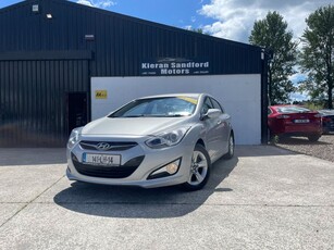 2014 - Hyundai i40 Manual