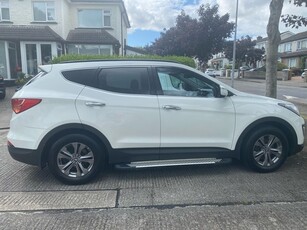 2014 - Hyundai Santa Fe Manual