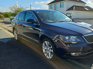 2014 - Skoda Superb Manual