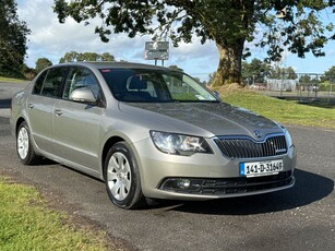 2014 - Skoda Superb Manual