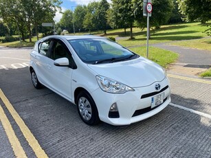 2014 - Toyota Aqua Automatic