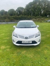 2014 - Toyota Avensis Manual