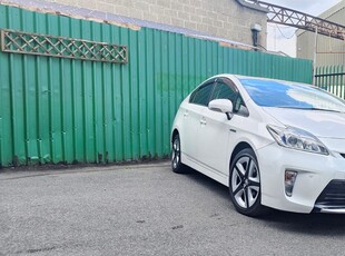 2014 - Toyota Prius Automatic