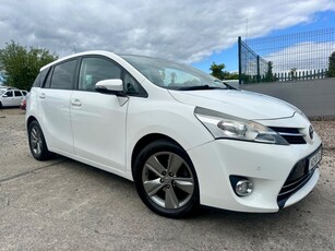 2014 - Toyota Verso Manual