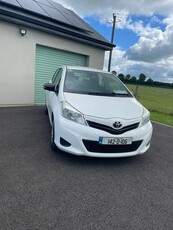 2014 - Toyota Yaris Manual