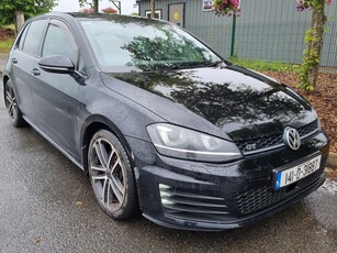 2014 - Volkswagen Golf Manual