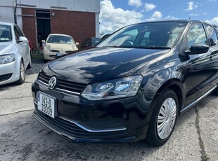 2014 - Volkswagen Polo Automatic