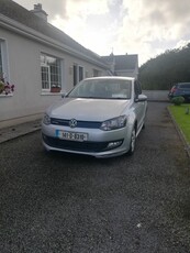 2014 - Volkswagen Polo Manual