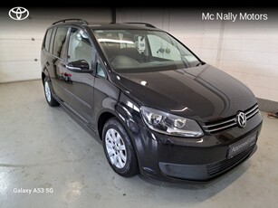 2014 - Volkswagen Touran Automatic