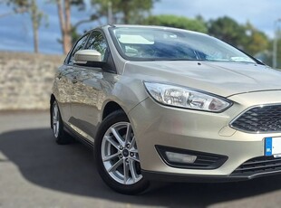 2015 - Ford Focus Manual