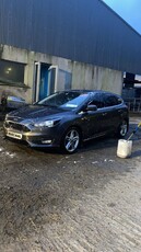 2015 - Ford Focus Manual