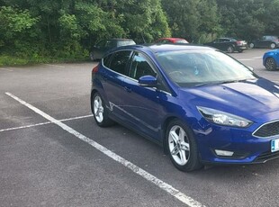 2015 - Ford Focus Manual