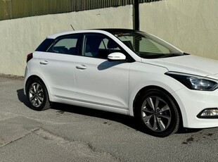 2015 - Hyundai i20 Manual