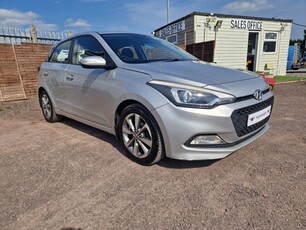 2015 - Hyundai i20 Manual