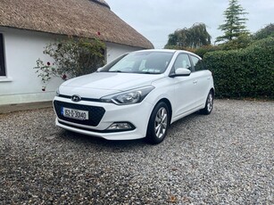 2015 - Hyundai i20 Manual