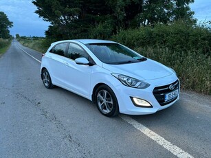 2015 - Hyundai i30 Manual