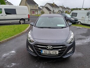 2015 - Hyundai i30 Manual