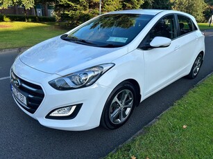 2015 - Hyundai i30 Manual