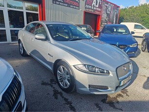 2015 - Jaguar XF Automatic