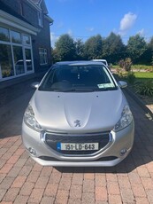 2015 - Peugeot 208 Manual