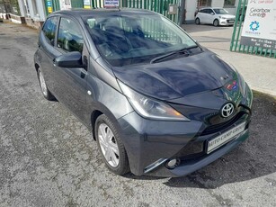 2015 - Toyota Aygo Manual