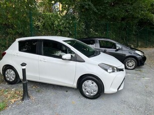 2015 - Toyota Vitz Automatic