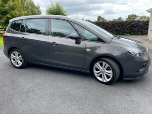 2015 - Vauxhall Zafira ---