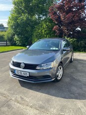 2015 - Volkswagen Jetta Manual