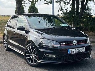 2015 - Volkswagen Polo Automatic