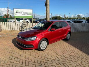 2015 - Volkswagen Polo Automatic