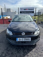 2015 - Volkswagen Polo Automatic