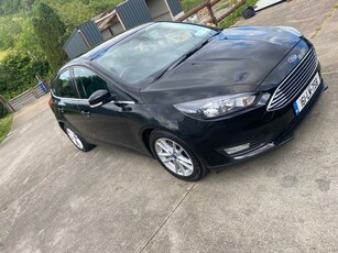 2016 - Ford Focus Manual