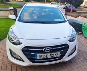 2016 - Hyundai i30 Manual