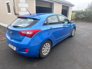 2016 - Hyundai i30 Manual