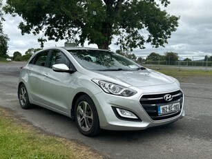 2016 - Hyundai i30 Manual