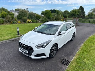 2016 - Hyundai i40 Manual