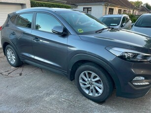 2016 - Hyundai Tucson Manual