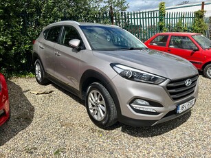 2016 - Hyundai Tucson Manual