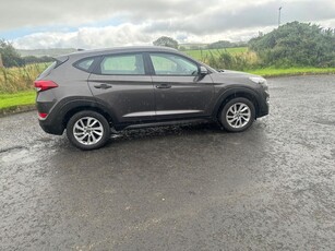 2016 - Hyundai Tucson Manual