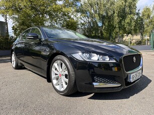 2016 - Jaguar XF Manual