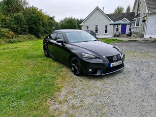 2016 - Lexus IS Automatic