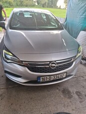 2016 - Opel Astra Manual