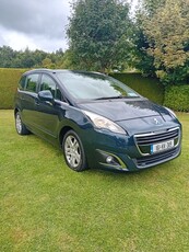 2016 - Peugeot 5008 Manual