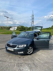 2016 - Skoda Octavia Manual