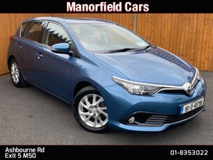 2016 - Toyota Auris Manual