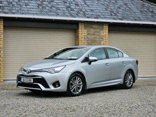 2016 - Toyota Avensis Manual