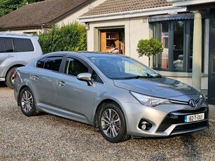 2016 - Toyota Avensis Manual