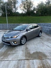 2016 - Toyota Corolla Manual